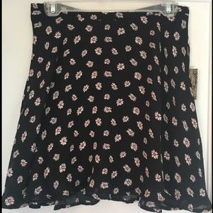 Forever 21 Daisy Pattern Skirt